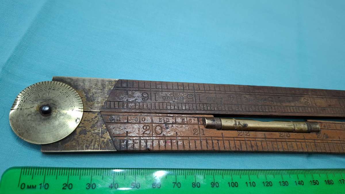 Antique J Rabone & Sons No 1190 Folding Ruler with Brass fittings and Brass Sprirt Level