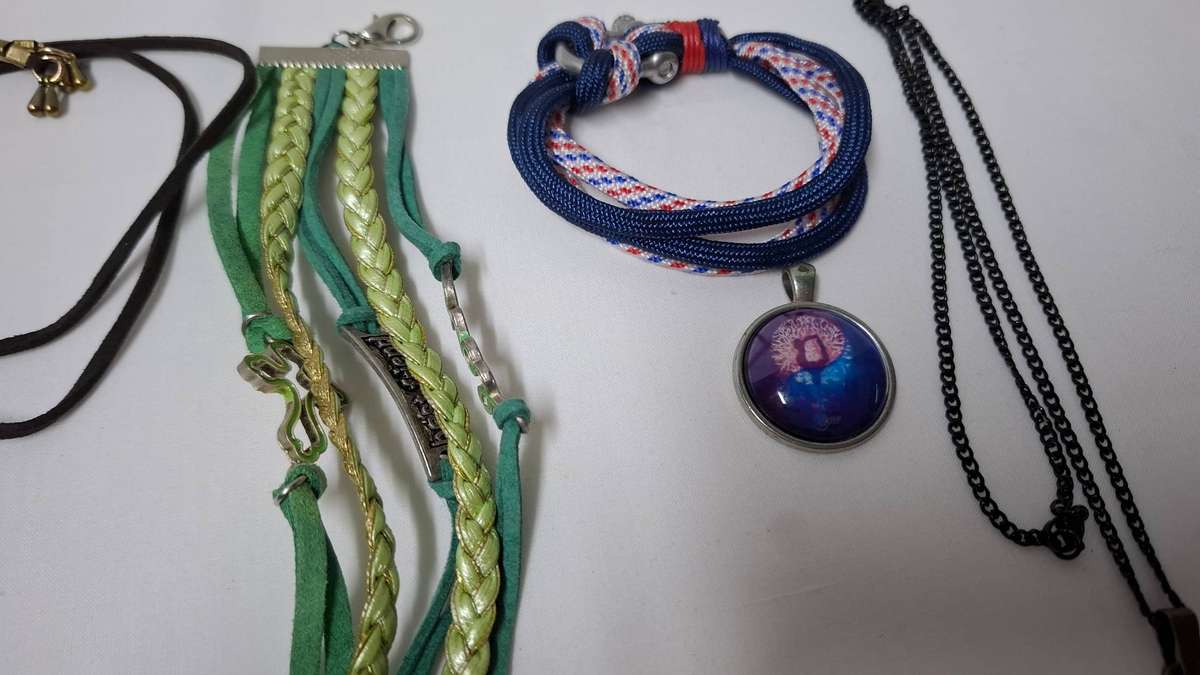 Lot 29A - A Stunning Collection of Costume Jewelry Pieces