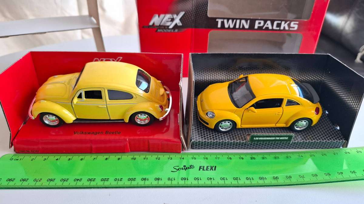 Stunning Welly Nex Models Twin Pack 1/32 Volkswagen Beetles - Good Boxed Condition