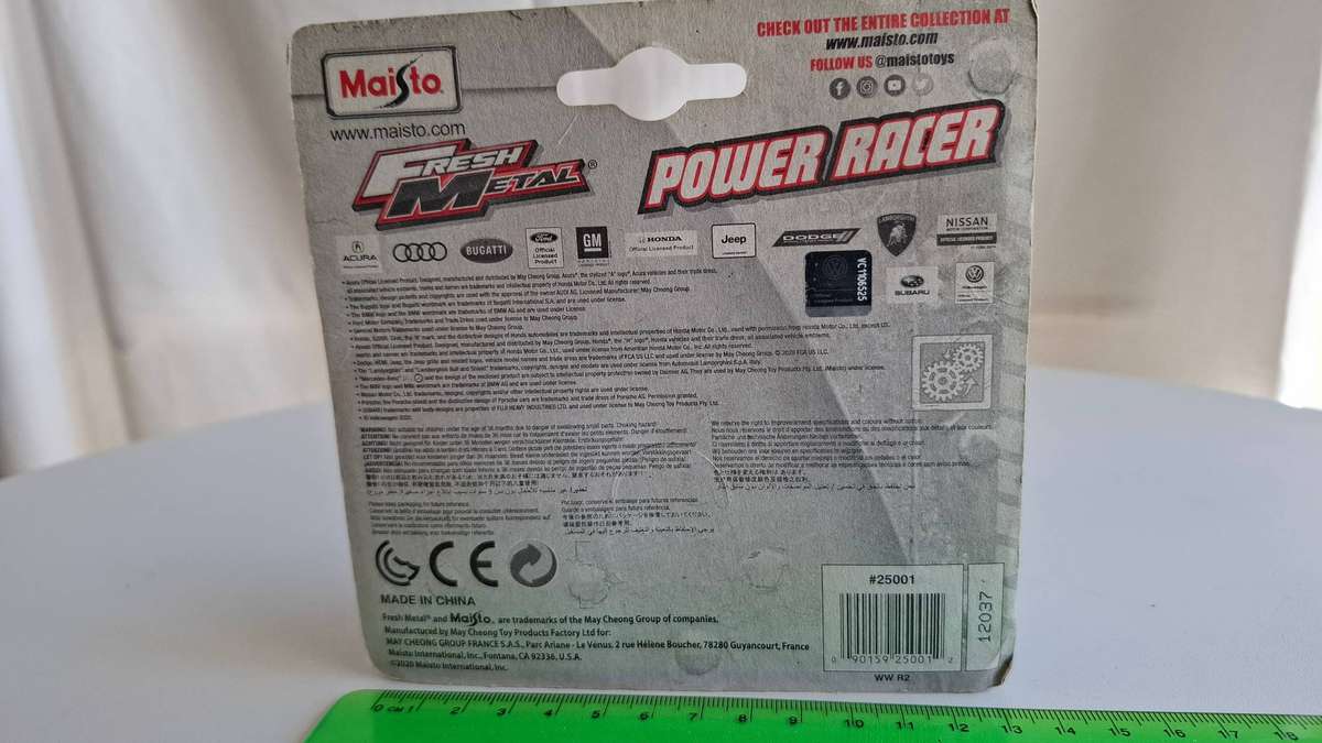 Stunning Maisto Fresh Metal Power Racer Pullback Volkswagen Combi - Sealed