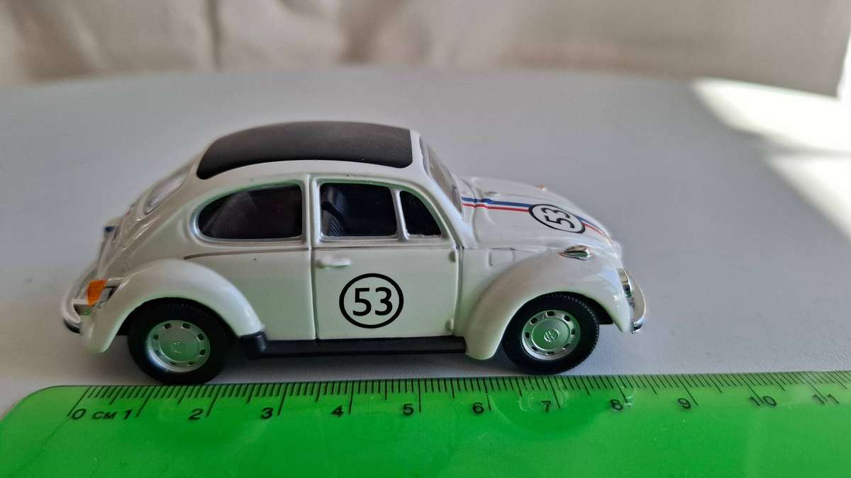 Wow!!!! Volkswagen Beetle Diecast "Herbie" in Good Condition - No Makers Name