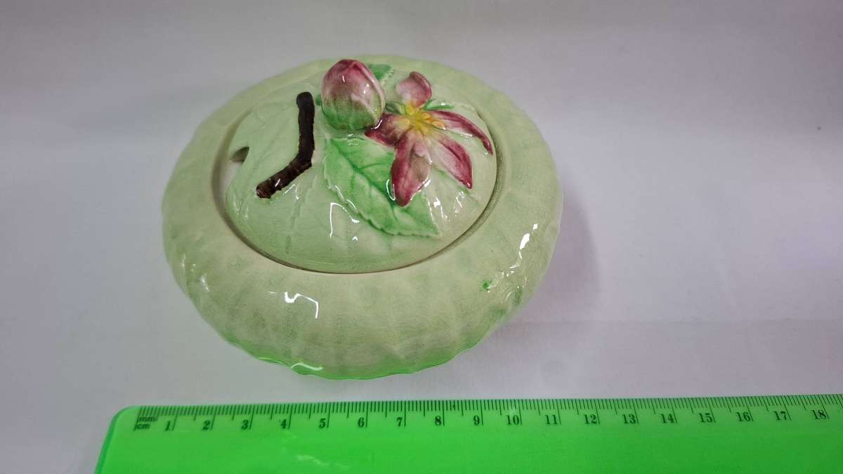 A Stunning Vintage Carlton Ware Apple Blossom Preserve Pot- Excellent Condition