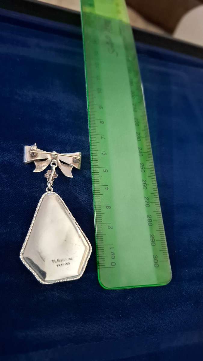 Stunning Vintage TLM England Sterling Silver Hanging Brooch in Great Condition (13.1GRAMS)