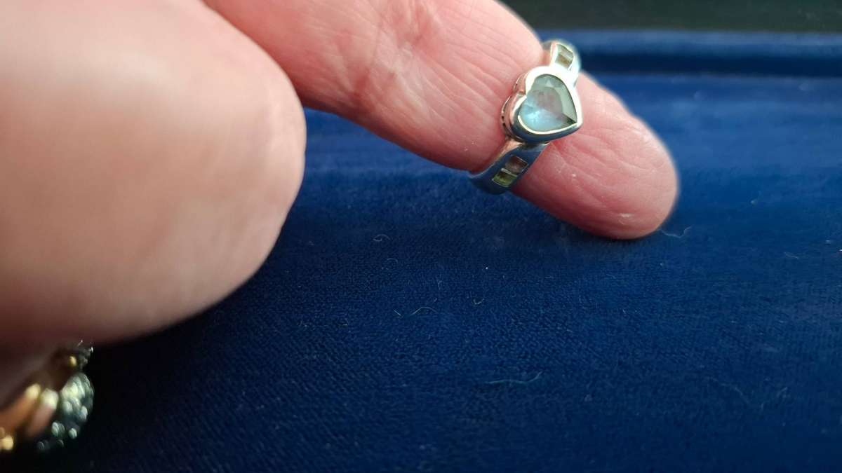 Lovely Silver 925 Heart Ring with Blue Stone -4.4Grams-in Excelllent Condition - Dim 16mm
