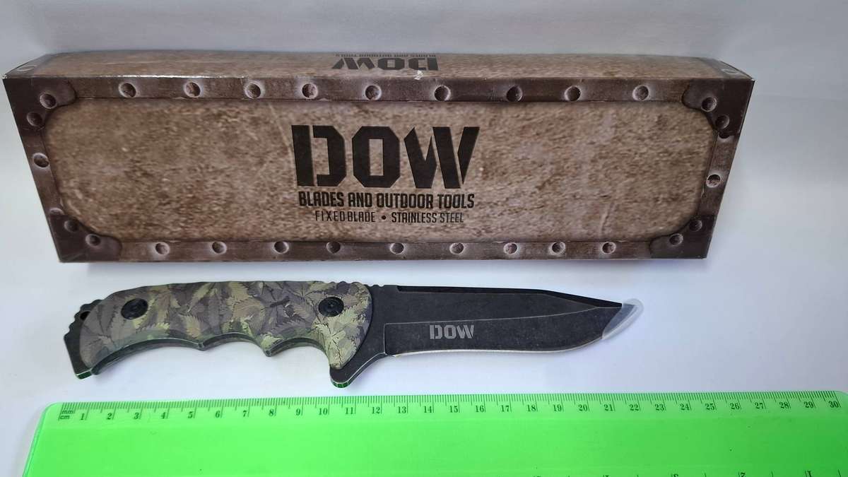 DOW Black Blade Camo Handle Knife with Sheath - K2258 - Excellent Condition