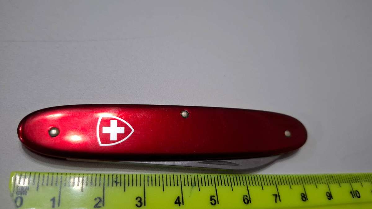 Stunning Victorinox Switserland Stainless Rostfrei Pocket Knife in Excellent Condition
