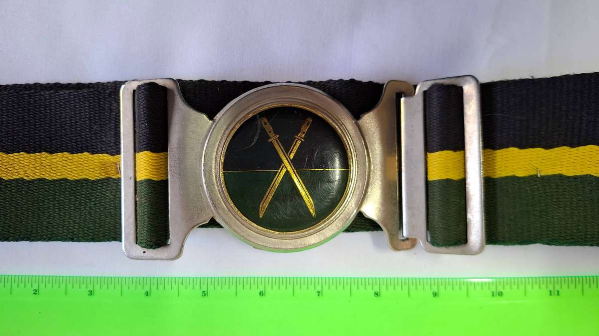 SADF Infrantry School Stable Belt Buckle 1994 - Good Condition