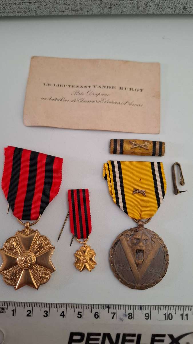 WW 2 Belgium Cival Medal and Miniture Long Service Medals&Commemorative Medal 1940/45 - with Bar