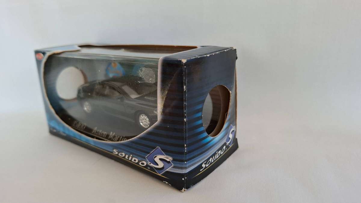 Vintage Solido 15100 Aston Martin DB9 - Scale 1:43 - Original box slightly damaged