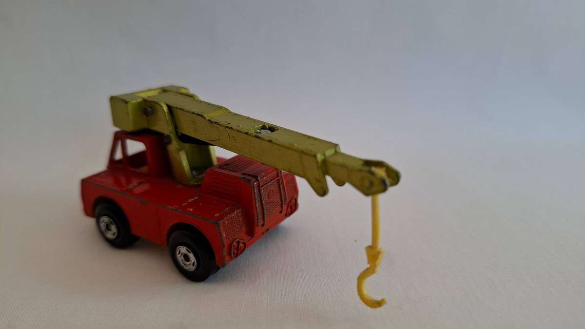 Vintage Matchbox Diecast No.42 "Iron Fairy Crane" Made By Lesney in Good Condition