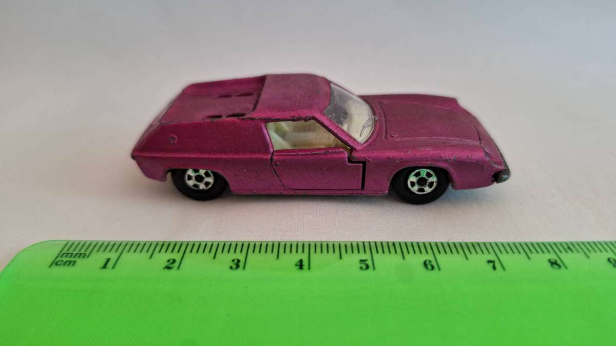 Vintage Matchbox Diecast No.5 "Lotus Europa" Made By Lesney - Good Condition
