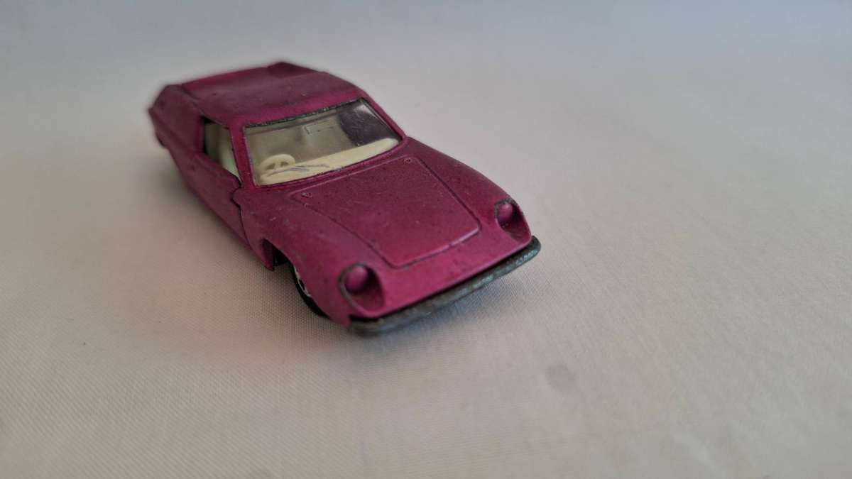 Vintage Matchbox Diecast No.5 "Lotus Europa" Made By Lesney - Good Condition