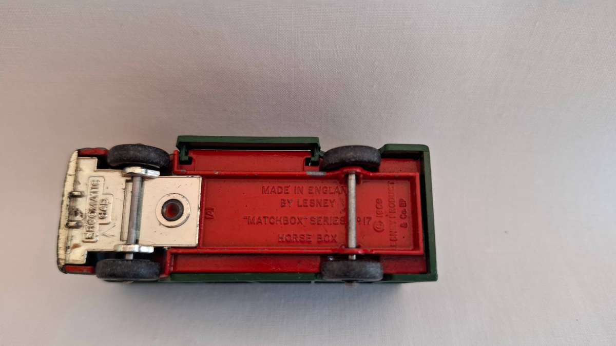 Vintage Matchbox Diecast No.17 "Horse Box" Made By Lesney - Excellent Condition