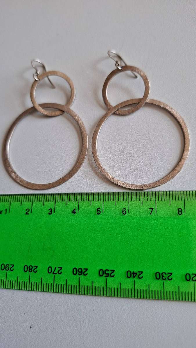 Set of Double Circle 925 Silver Earings - Great Condition - 7.2 grams- Clearly Marked