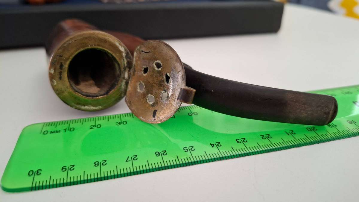 Boere War Period Fruitwood Smoking Pipe with Brass Plate Cover in Good Condition