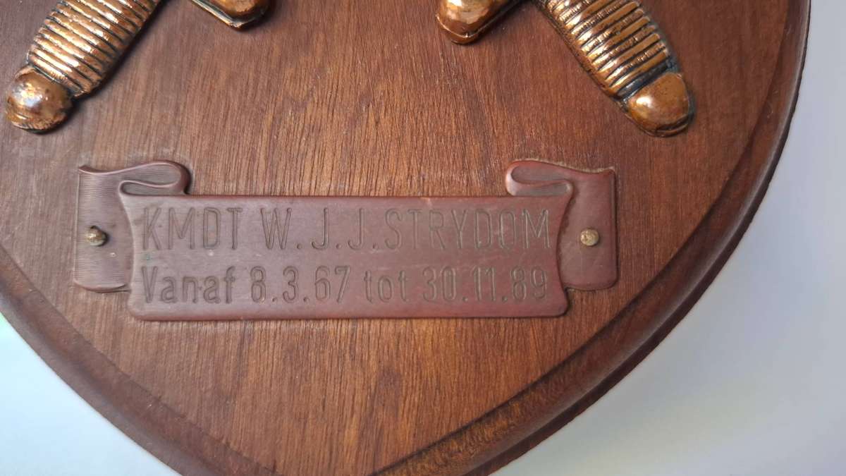 SADF Chief of Staff Personnel Plaque Issued to KMDT W.J.J. STRYDOM vanaf 08.03.1967 - 30.11.1989