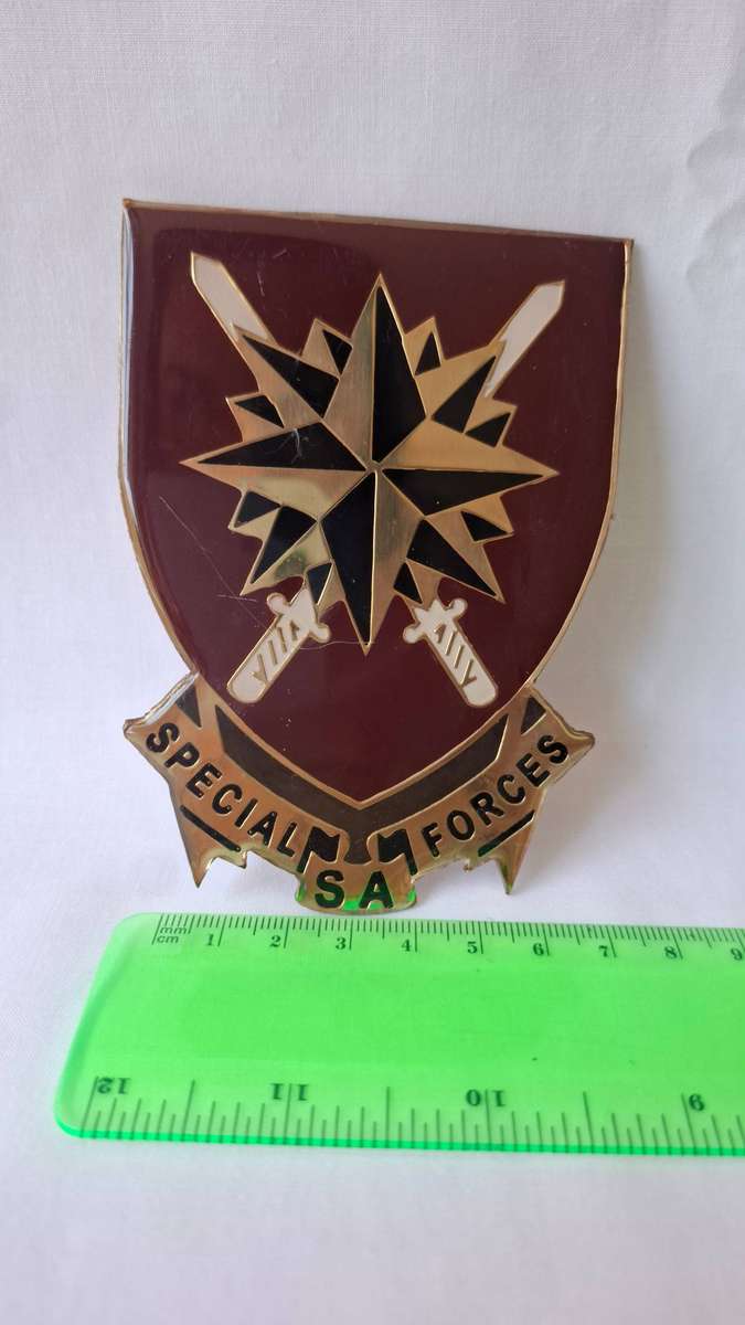 SA Army Special Forces HQ Metal Shoulder Flash (Reproduction) - All pins intact