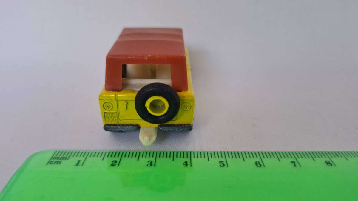 Vintage Lesney "Matchbox Series" Diecast No. 18 Field Car - Excellent Condition