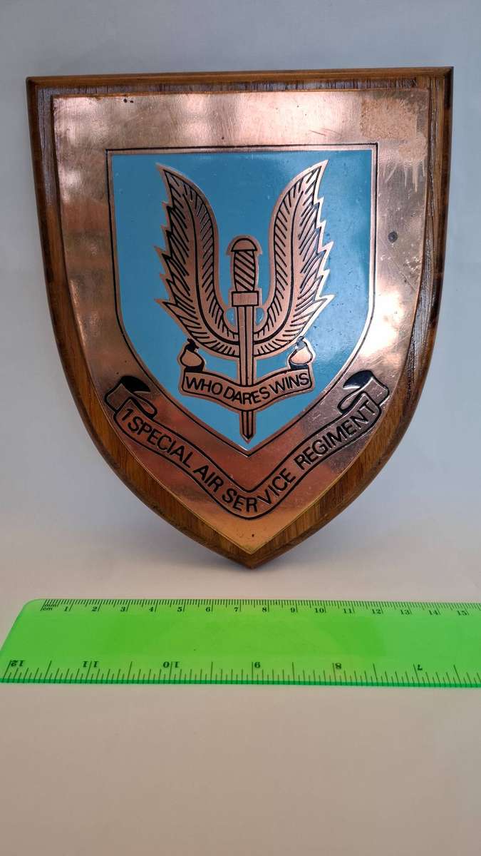 SADF Rhodesian 1 Special Air Service Regiment Metal on Wood Plaque - In good condition