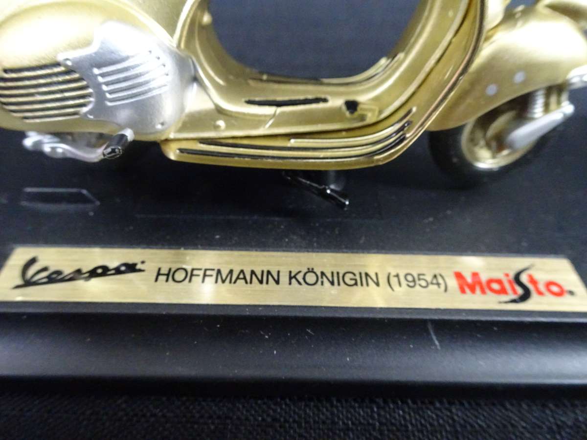 Vespa Scooter Hoffmann Konigin (1954) Maisto - Scale: 1:18 - Made In China