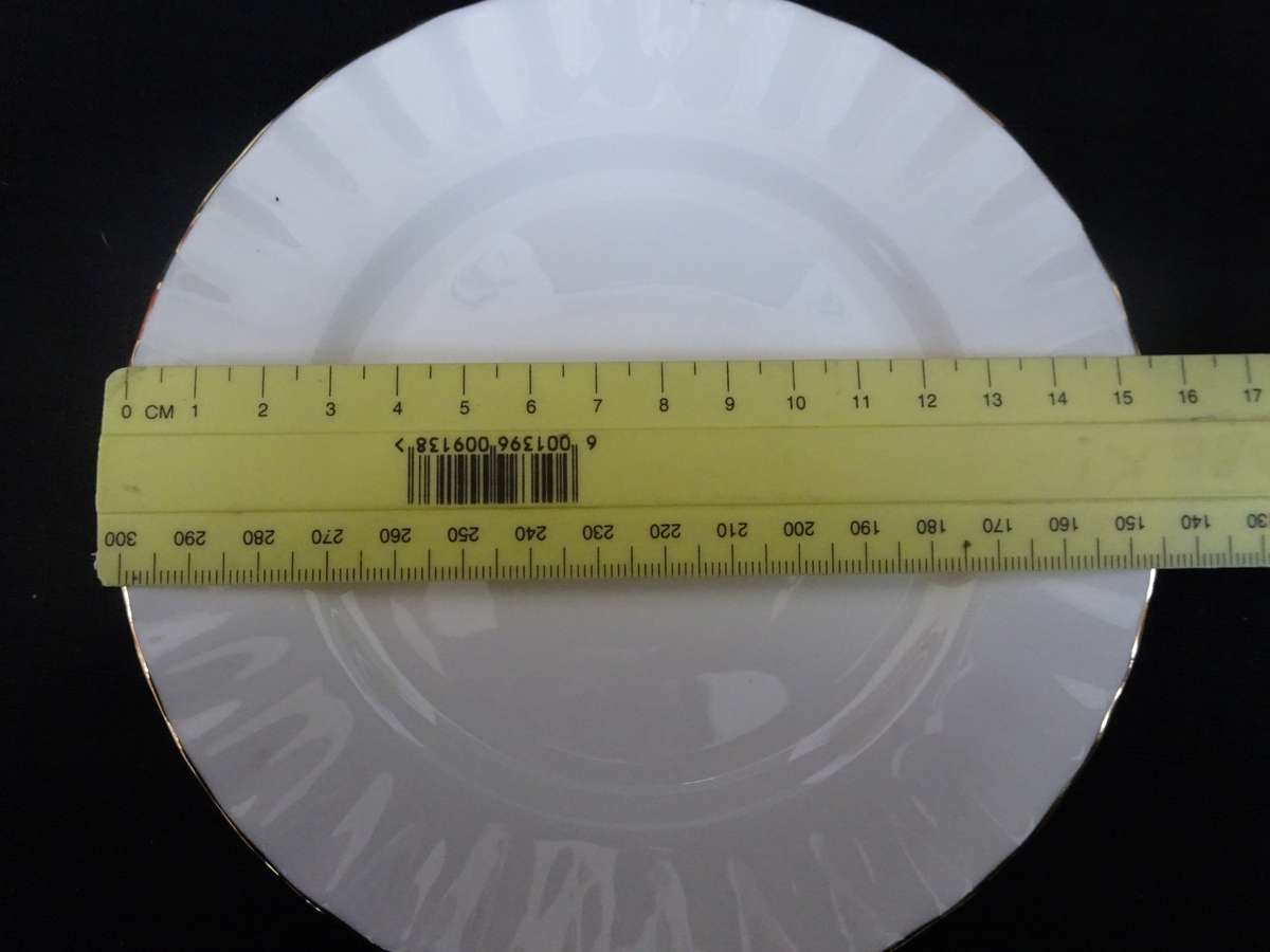 Two Beautiful Vintage Royal Albert Bone China `Val D'Or` Trios (BIDDING PER ITEM)