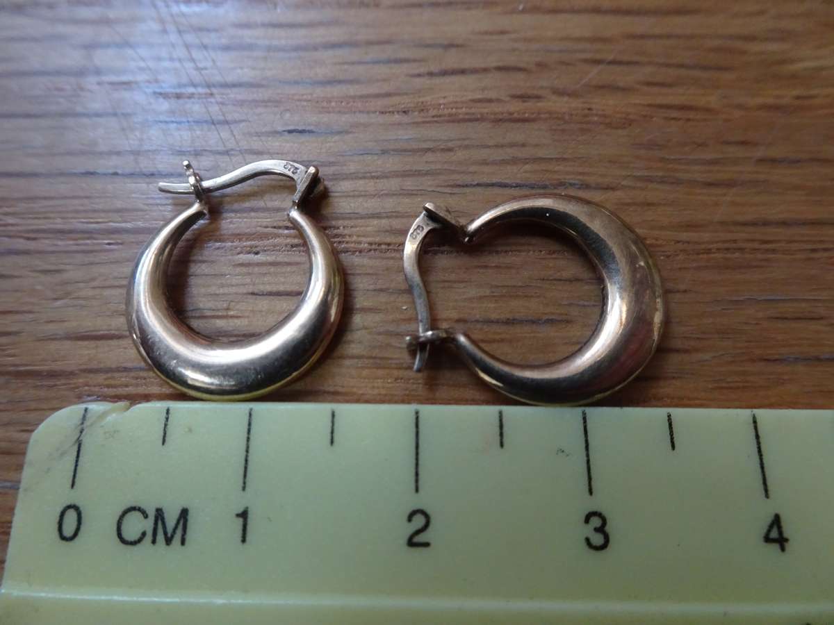 Stunning 875 Gold Hoop Earrings-Clearly Marked 875 - 0.7 Gram - Small Dent In One Earring See Images