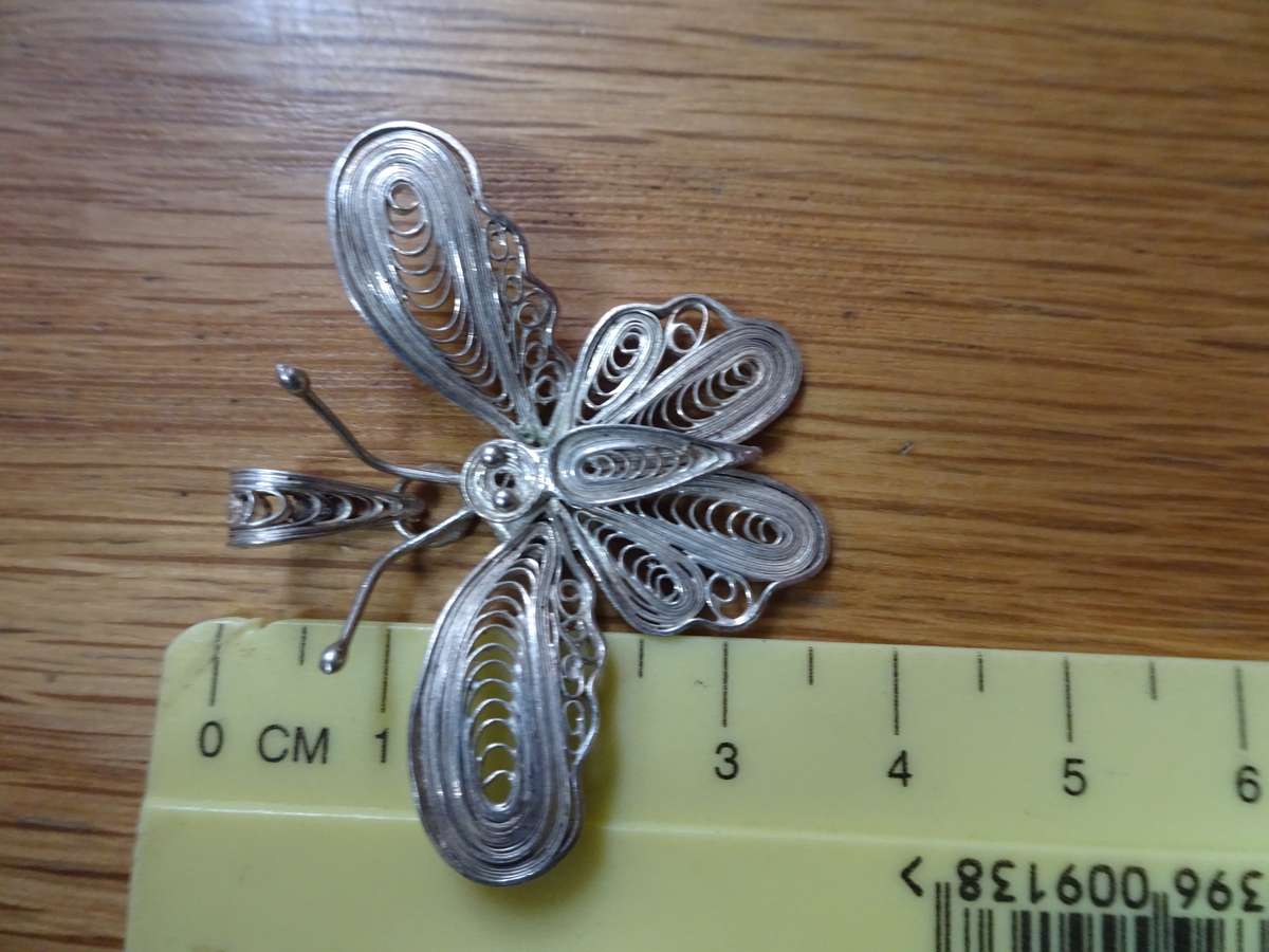 Beautiful Antique Victorian Sterling Silver Filigree Butterfly Pendant - 4.6 Grams