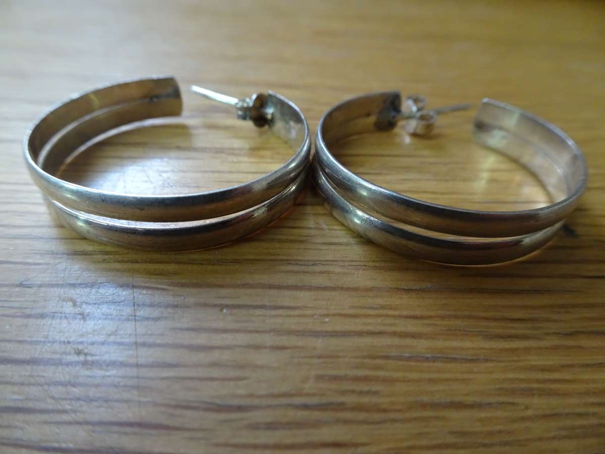 Beautiful Sterling Silver Hoop Earrings - Clearly Marked 925 - 6.5 Grams