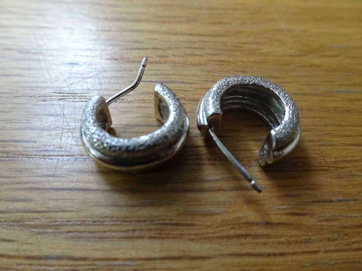 Lovely Set Of Sterling Silver Hoop Stone Earrings - Clearly Marked 925 - 4.6 Grams - No Butterflies