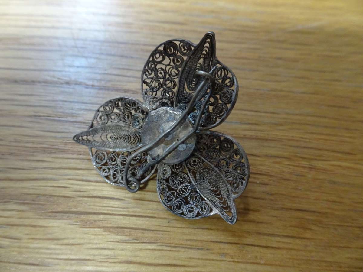 Stunning 800 Sterling Intricate Dressy Classy Floral Brooch - 5.2 Gram - See Bend In Pin On Images