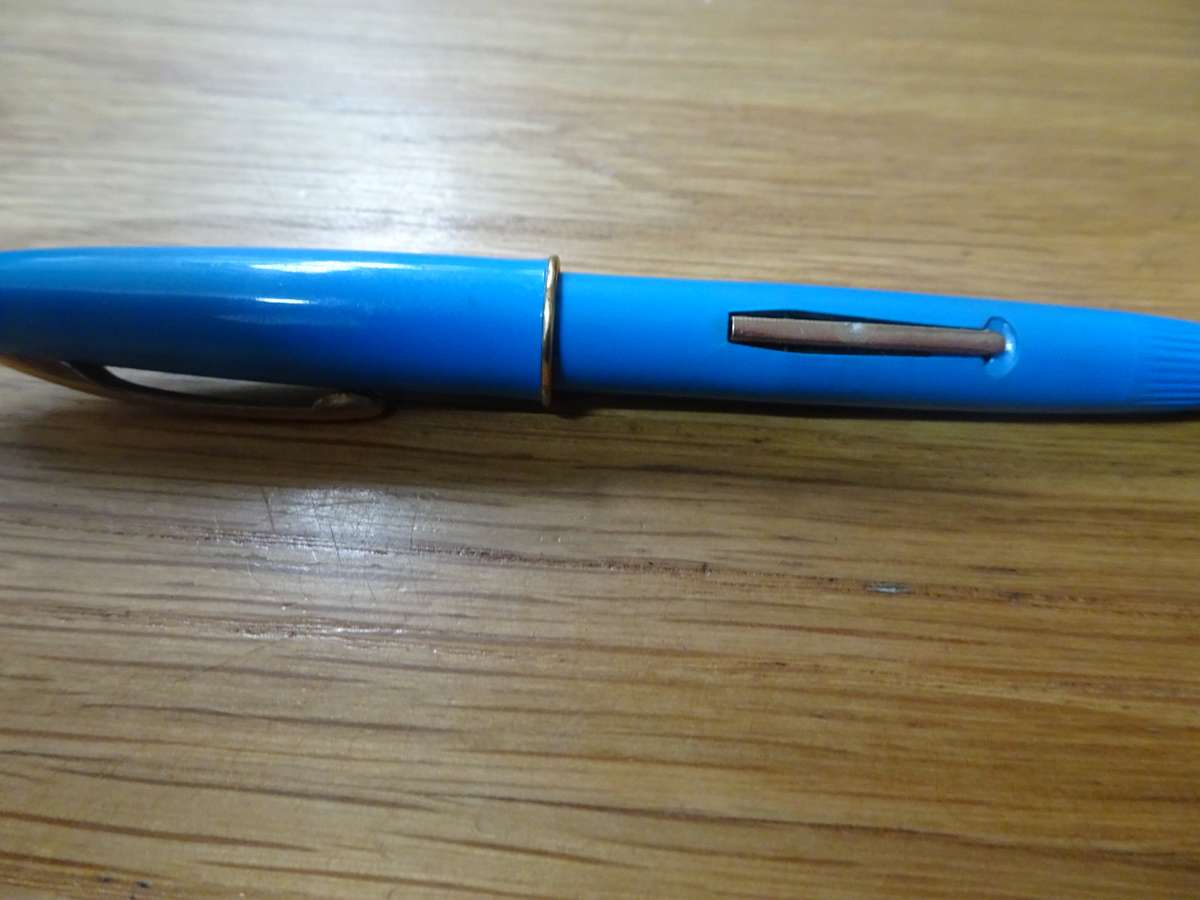 Stunning Vintage Blue Hifra 4251 Fountain Pen - On Nip - "Warranted Wing Flow U.S.A 4"