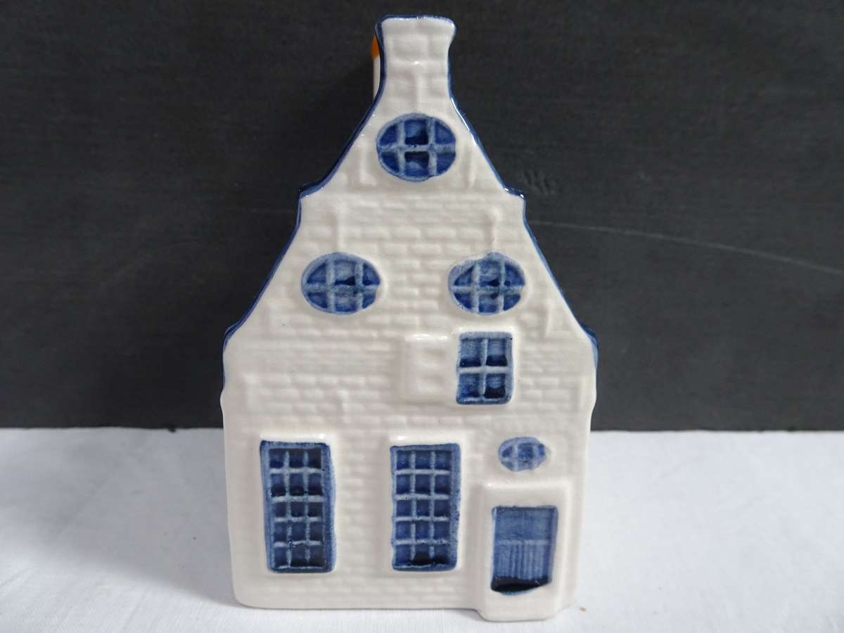 Vintage KLM Blue Delft's House Number 39 Made For Henkes Distilleries Holland - Empty