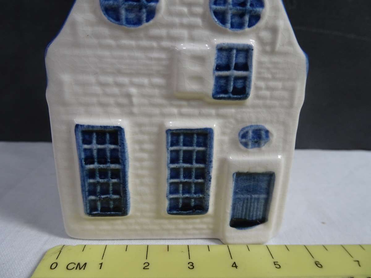 Vintage KLM Blue Delft's House Number 39 Made For Henkes Distilleries Holland - Empty