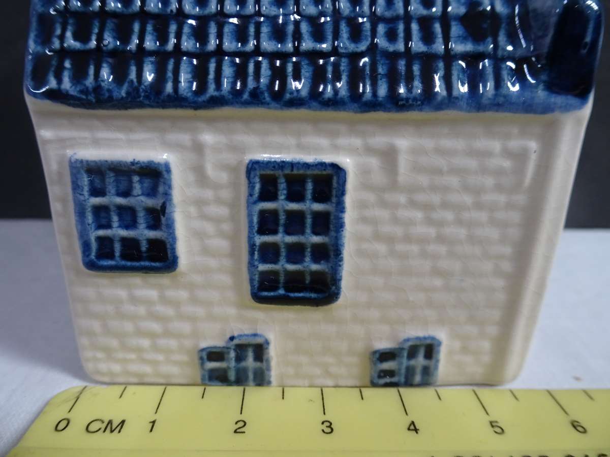 Vintage KLM Blue Delft's House Number 39 Made For Henkes Distilleries Holland - Empty