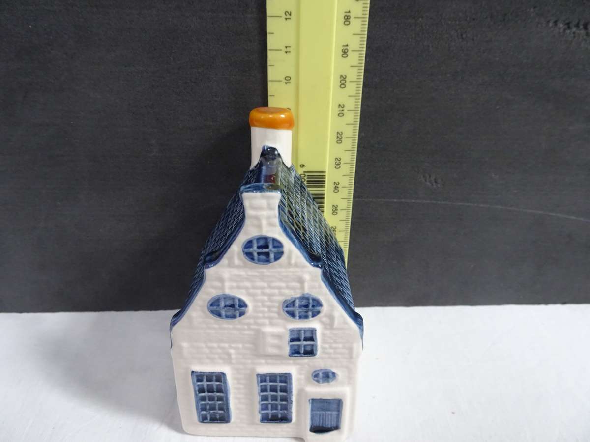 Vintage KLM Blue Delft's House Number 39 Made For Henkes Distilleries Holland - Empty