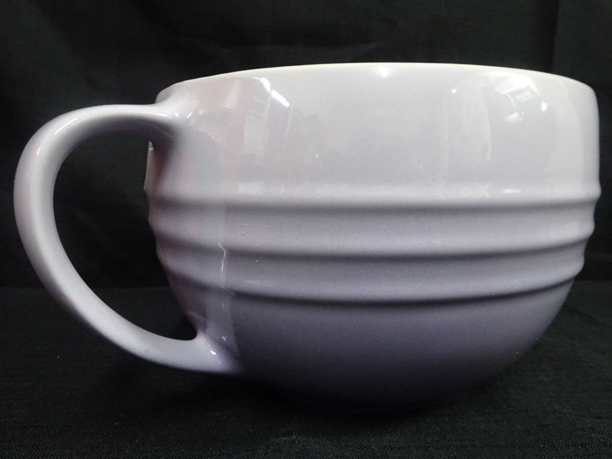 Stunnig Le Creuset 2-quart Batter Bowl Bluebell Purple Kitchen Mixing Measuring Stoneware