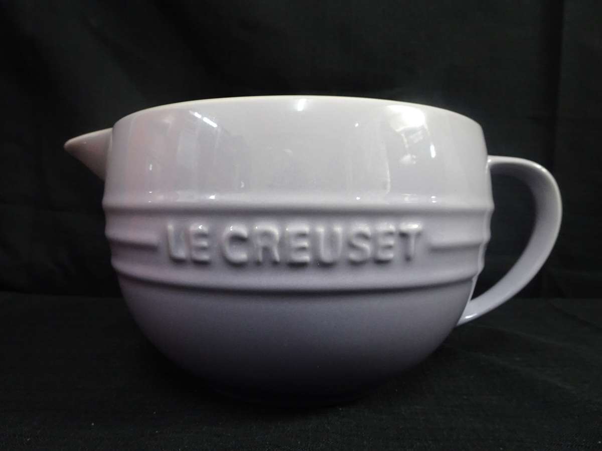 Stunnig Le Creuset 2-quart Batter Bowl Bluebell Purple Kitchen Mixing Measuring Stoneware