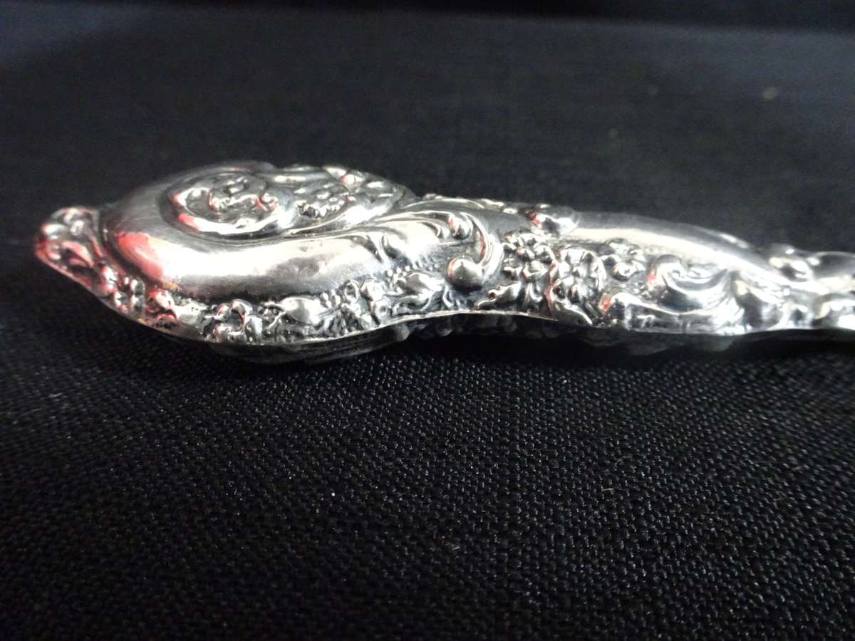 Stunning Hallmarked Sterling Silver Button Hook - 24cm Long - See Description - (Total W 55 Gram)