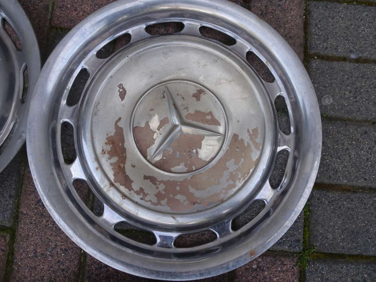 Collection Of Fifthteen Mercedes Benz Wheel Trimmings - In Secondhand Condition (View Images)