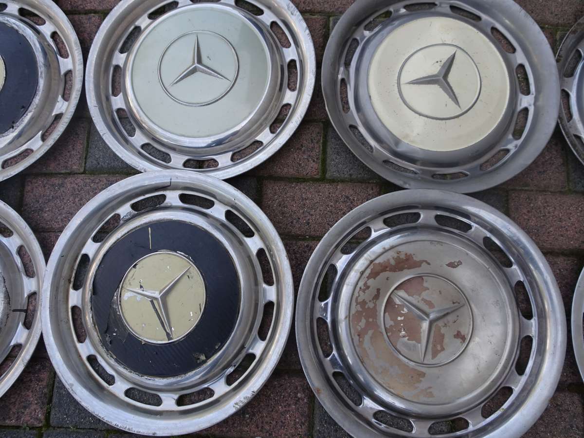 Collection Of Fifthteen Mercedes Benz Wheel Trimmings - In Secondhand Condition (View Images)