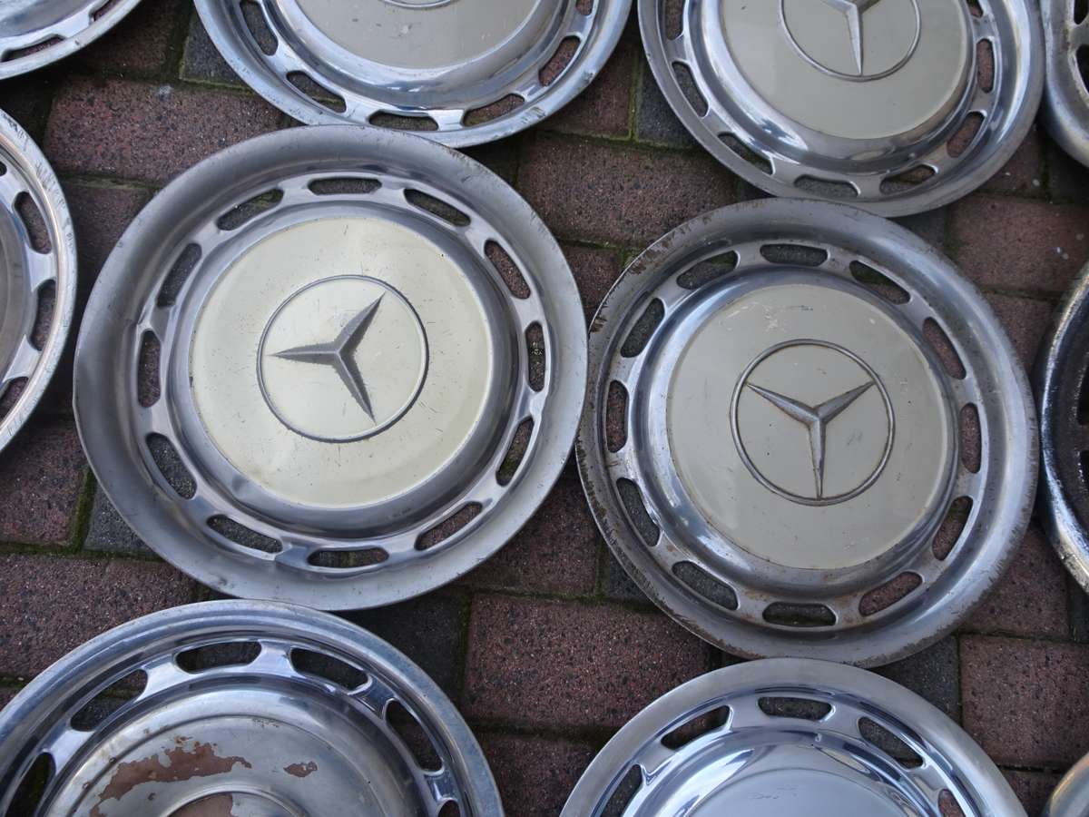 Collection Of Fifthteen Mercedes Benz Wheel Trimmings - In Secondhand Condition (View Images)