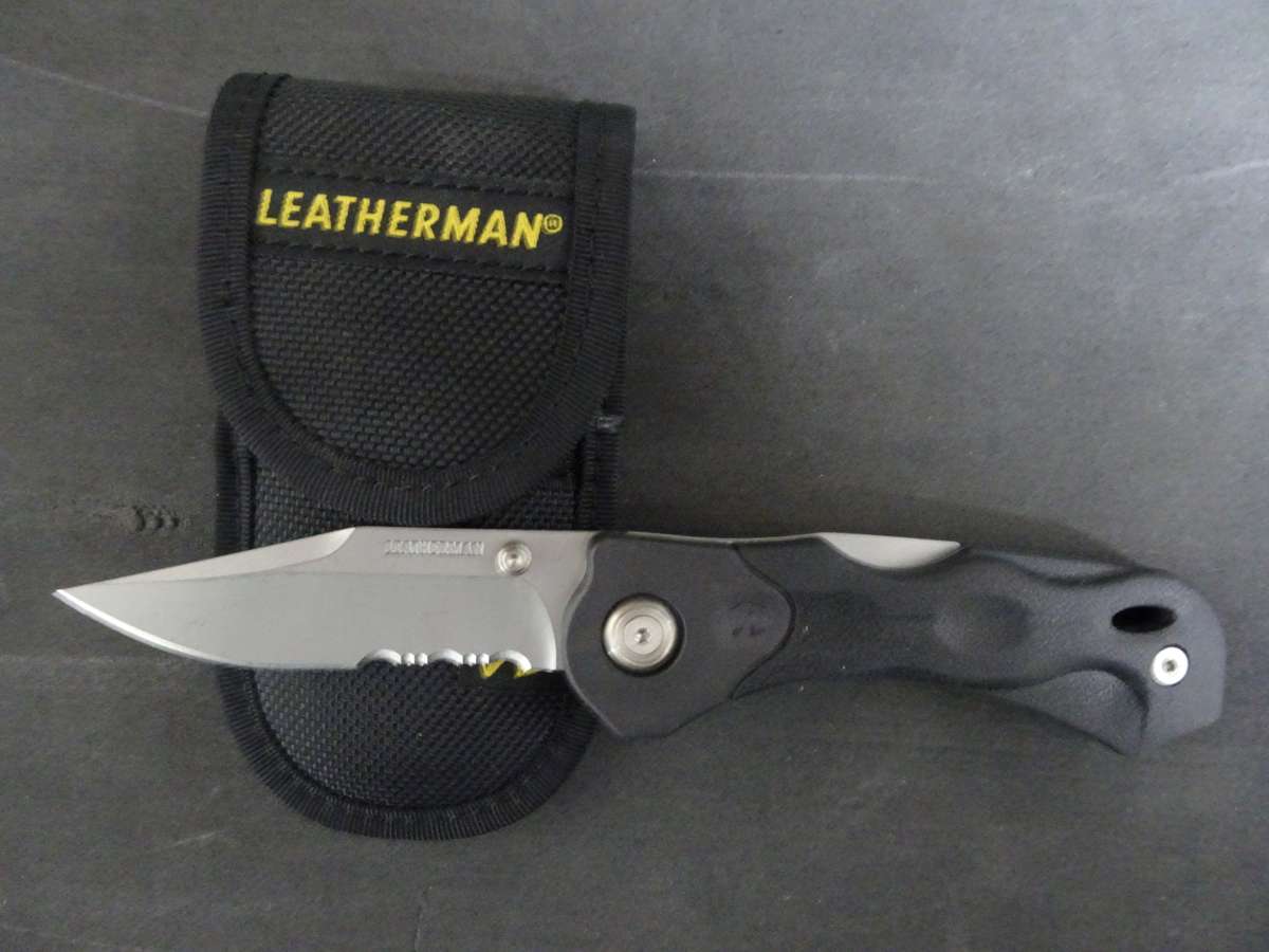 Stunning Leatherman H501 Lock Back Knife With Serrated Blade - In Excellent Condition