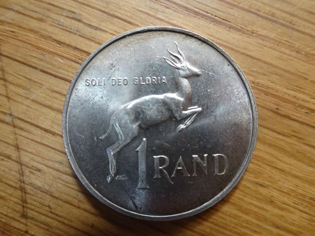 Republic Of South Africa 1967 Silver One Rand Coin