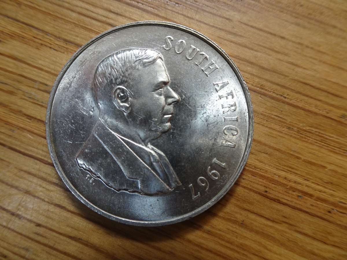 Republic Of South Africa 1967 Silver One Rand Coin