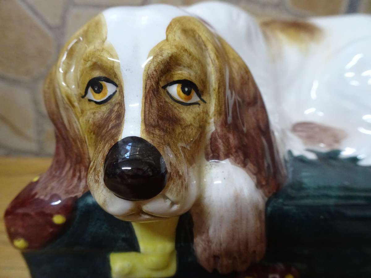 Very Rare Vintage Tiffany & Co Signed Cocker Spaniel Dog Porcelain Sculpture - In Good Condition