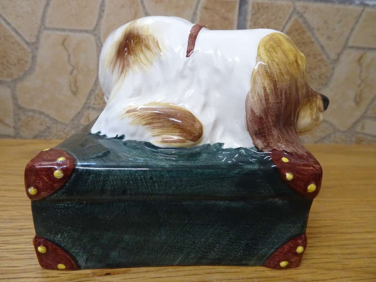 Very Rare Vintage Tiffany & Co Signed Cocker Spaniel Dog Porcelain Sculpture - In Good Condition