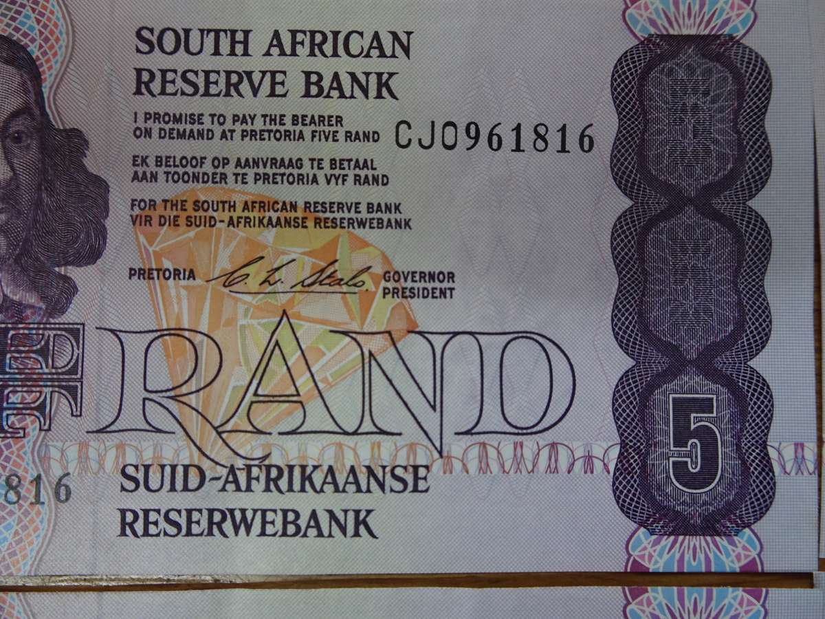 8x South Africa Five Rand Bank Note - CL Stals And Gerhard De Kock - Please See My Description