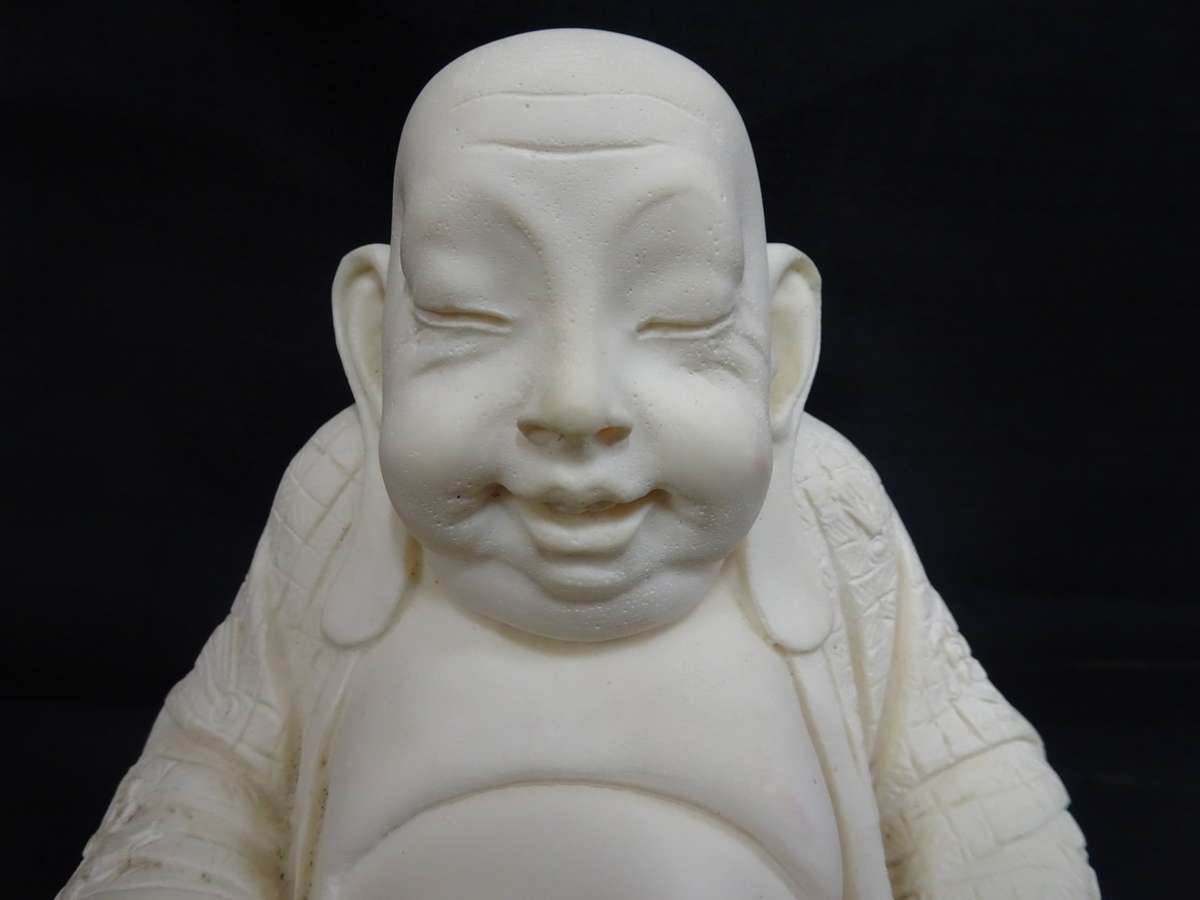 Stunning Smiling Vintage Buddha Resin Stone Antique Statue - In Good Condition