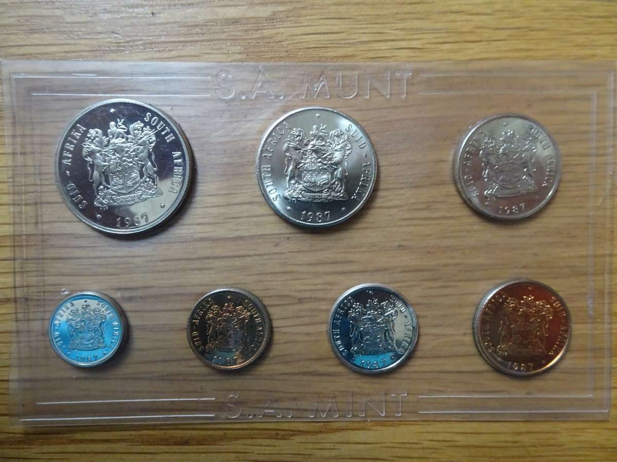 Republic Of South Africa Unculated 1987 Mint Pack - In Excellent Condition