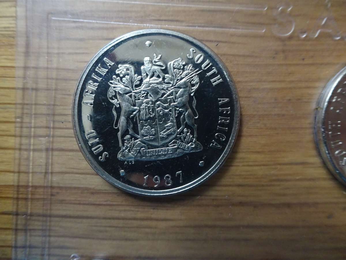 Republic Of South Africa Unculated 1987 Mint Pack - In Excellent Condition